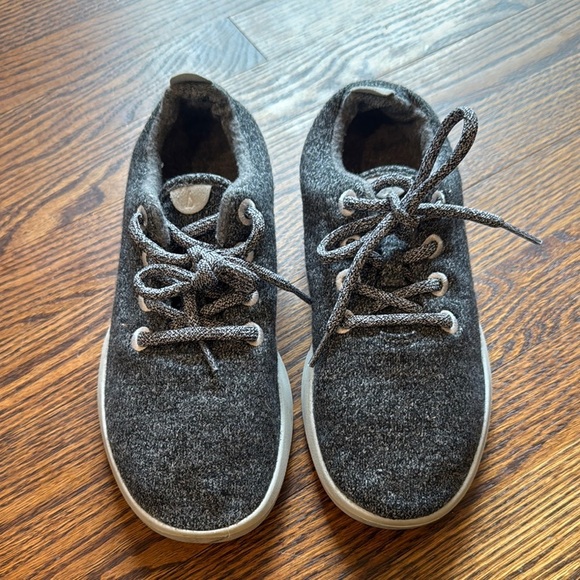 Allbirds The Original Gray Wool Runners. Lace up. Size 8. - Picture 2 of 7